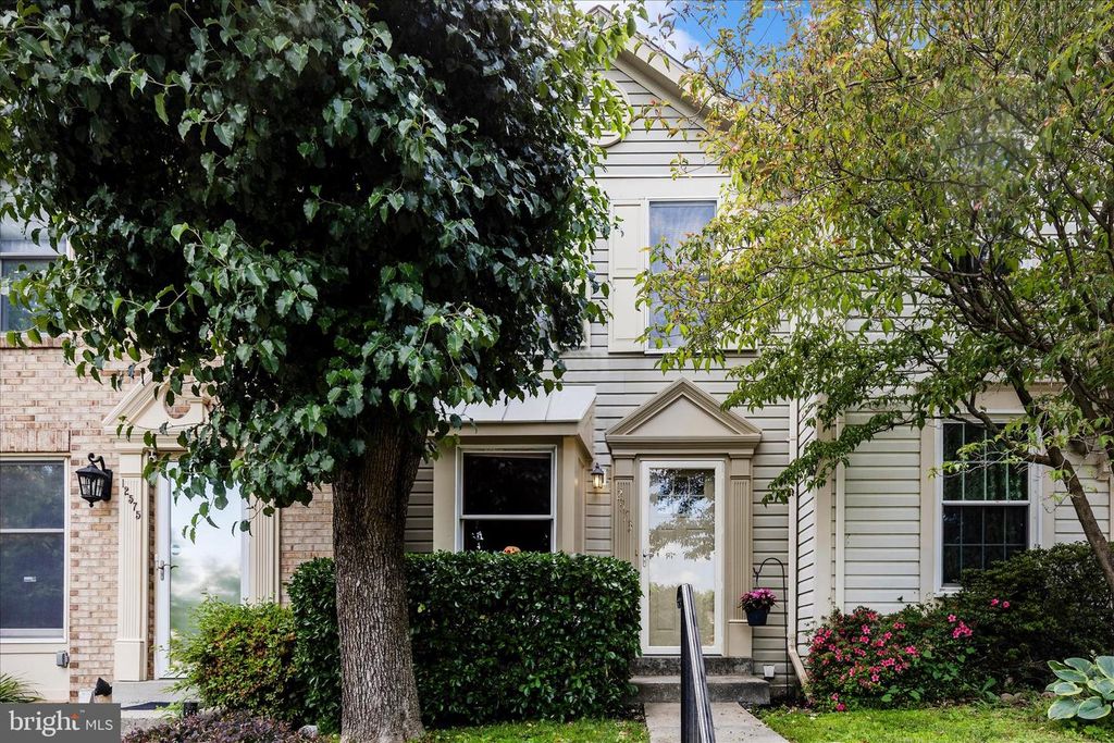 Image 1 of property listing at 12573 CORAL GROVE PL, Germantown, MD 20874