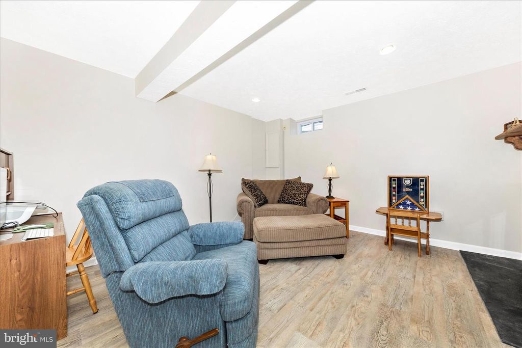 Image 21 of property listing at 12573 CORAL GROVE PL, Germantown, MD 20874