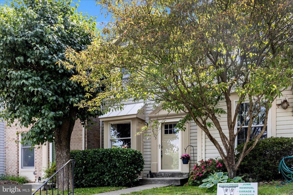 Image 27 of property listing at 12573 CORAL GROVE PL, Germantown, MD 20874