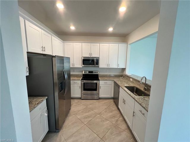 14164 Pine Lodge LN, Fort Myers, FL 33913