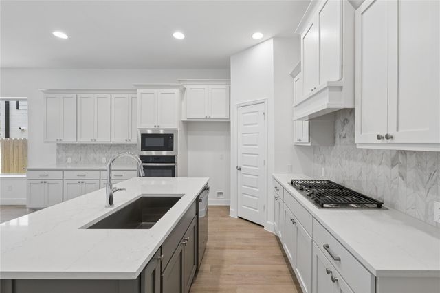 29934 Stony Forest Drive, Magnolia, TX 77354