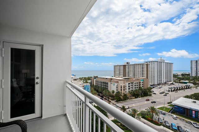 201 N Ocean Boulevard Ph2, Pompano Beach, FL 33062