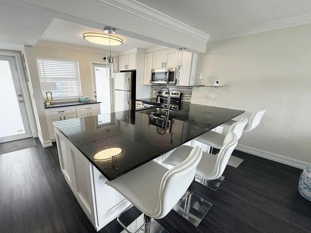 201 N Ocean Boulevard Ph2, Pompano Beach, FL 33062