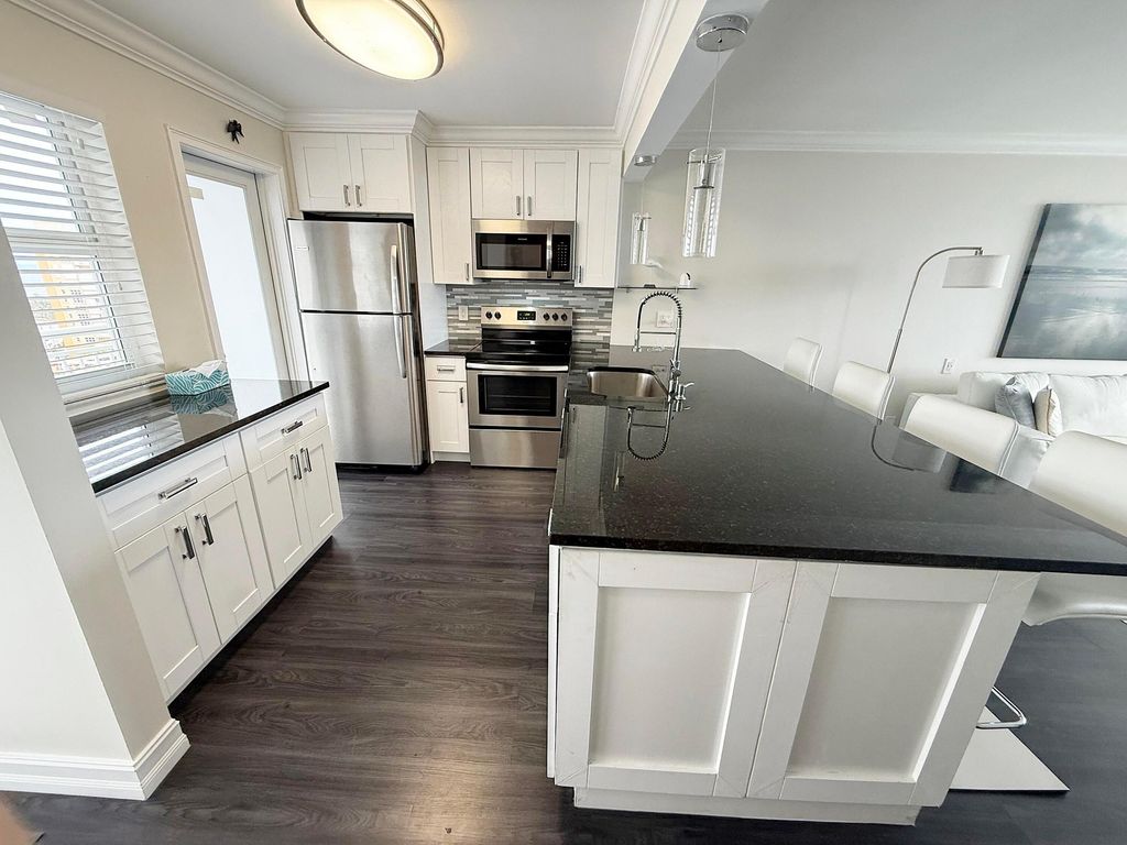 201 N Ocean Boulevard Ph2, Pompano Beach, FL 33062