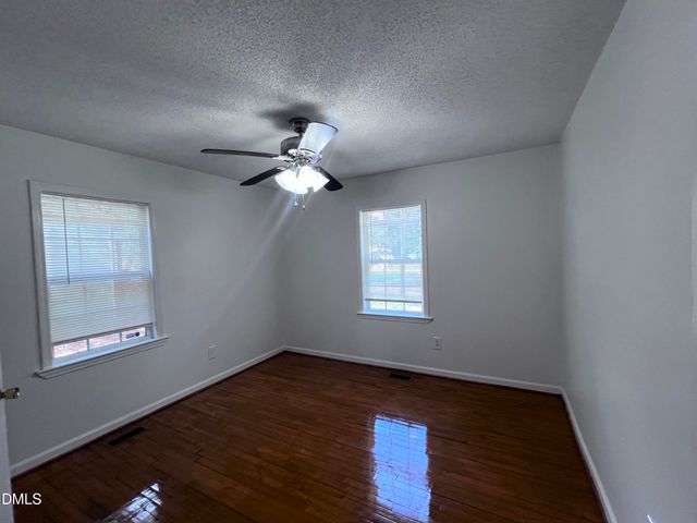 125 Booth Avenue, Henderson, NC 27536