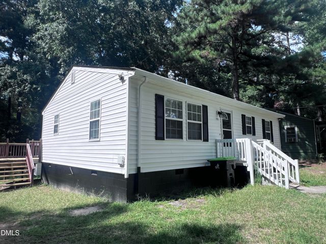 125 Booth Avenue, Henderson, NC 27536