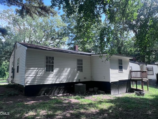 125 Booth Avenue, Henderson, NC 27536