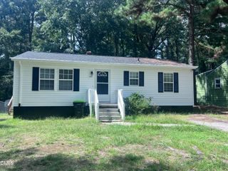 125 Booth Avenue, Henderson, NC 27536