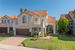 7422 Kyle Court, West Hills, CA 91307