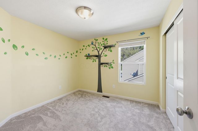 6711 John Drive, Canal Winchester, OH 43110