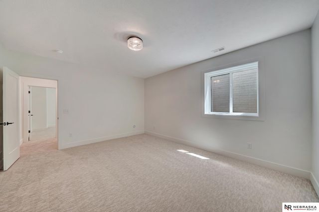 3630 Tree Line Drive, Lincoln, NE 68516