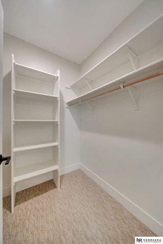 3630 Tree Line Drive, Lincoln, NE 68516