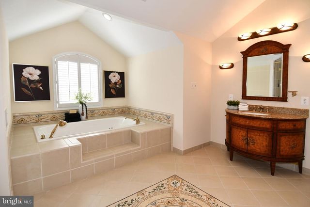 4007 WINTERSWEET CT, Rockville, MD 20853