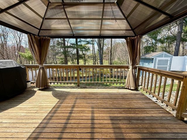 47 Shady Lane Ave, Northborough, MA 01532