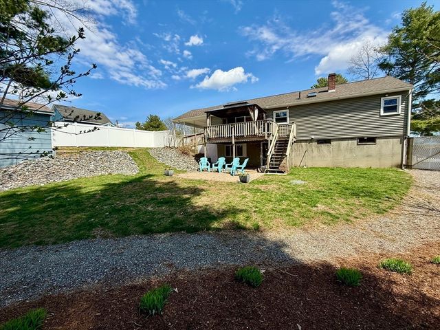 47 Shady Lane Ave, Northborough, MA 01532