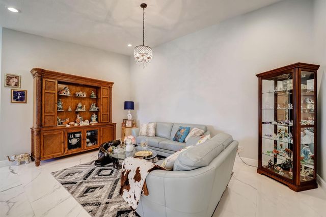 8178 Montserrat Place, Wellington, FL 33414