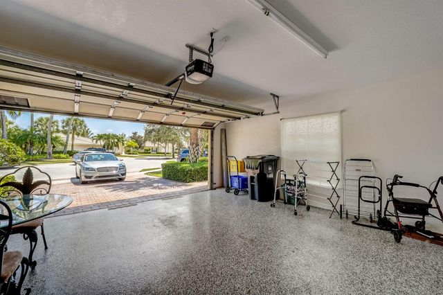 8178 Montserrat Place, Wellington, FL 33414