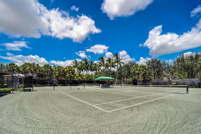 8178 Montserrat Place, Wellington, FL 33414