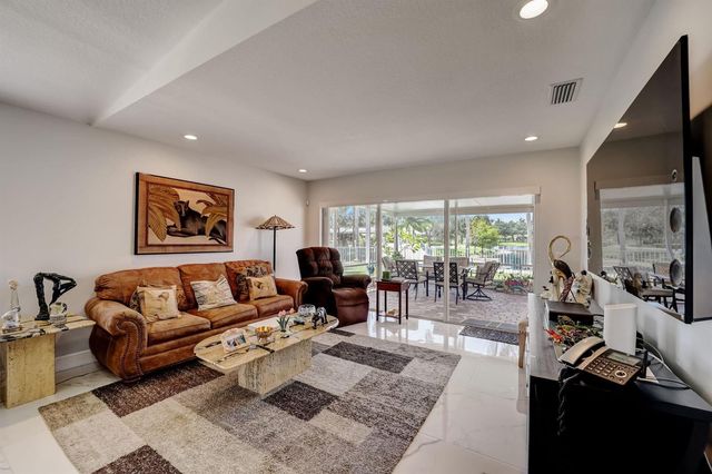 8178 Montserrat Place, Wellington, FL 33414