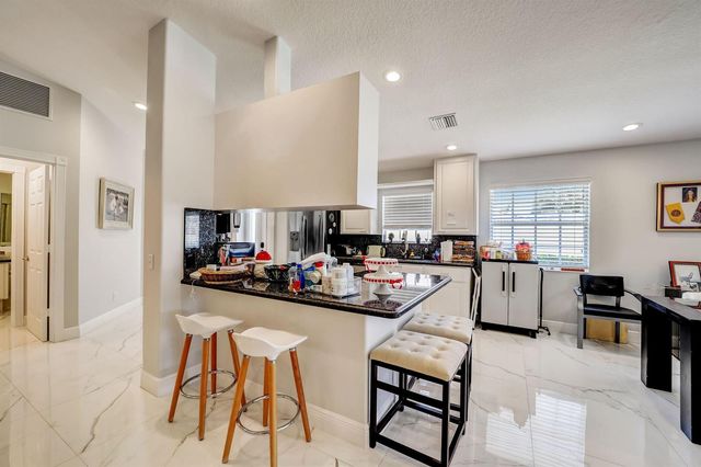 8178 Montserrat Place, Wellington, FL 33414