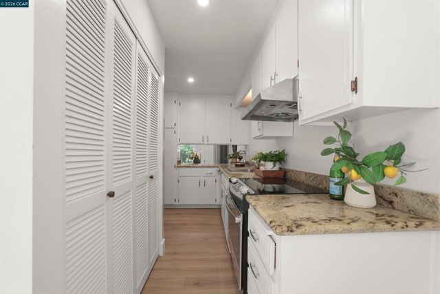 1767 Holland Cir, Walnut Creek, CA 94597