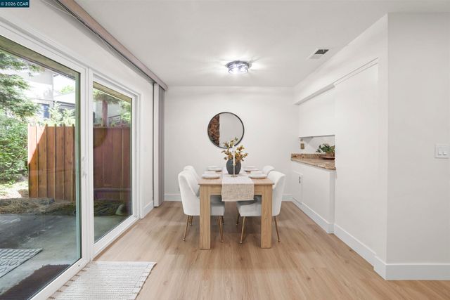 1767 Holland Cir, Walnut Creek, CA 94597