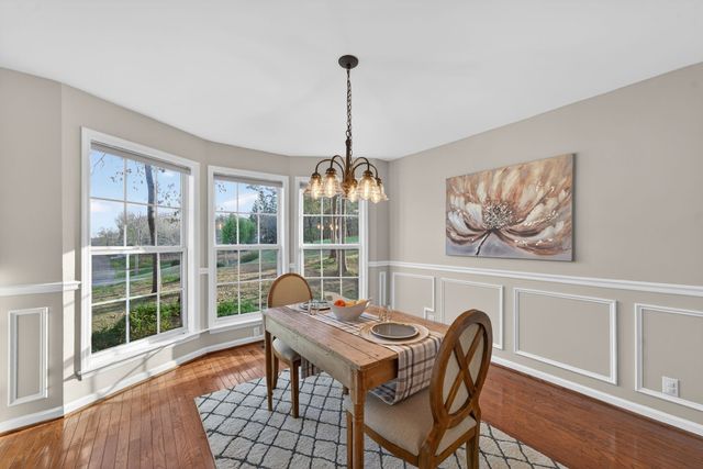 608 Beechtree Ct, Burns, TN 37029
