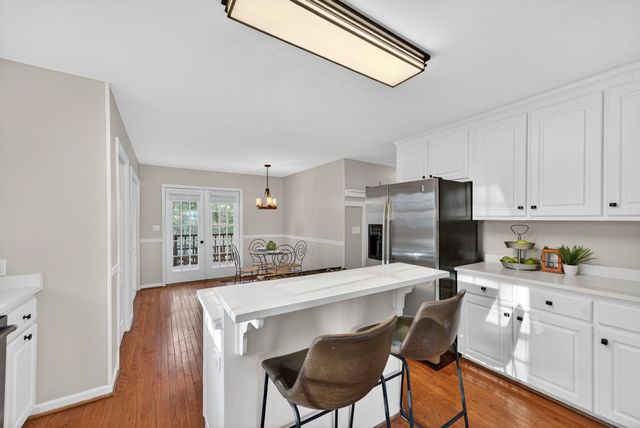 608 Beechtree Ct, Burns, TN 37029