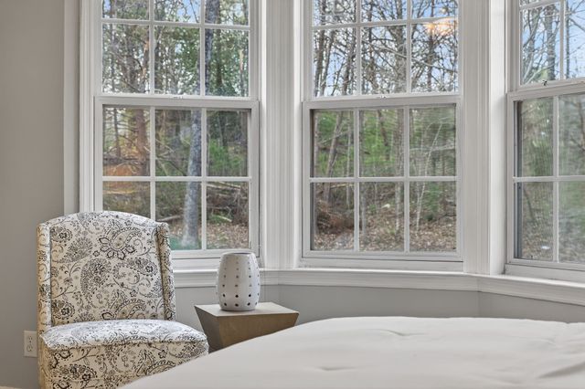 608 Beechtree Ct, Burns, TN 37029