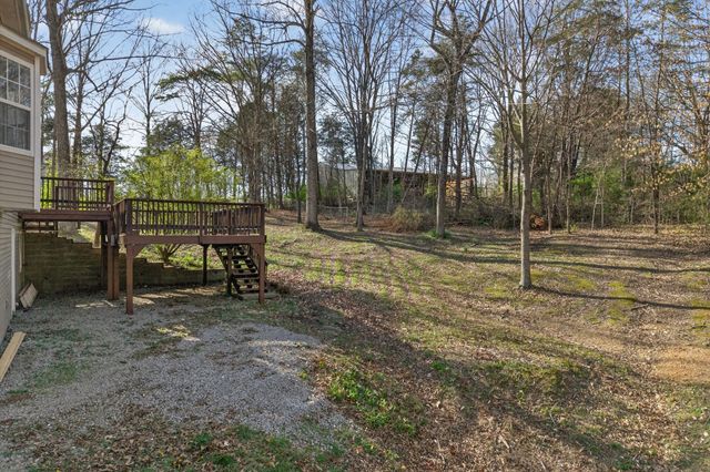 608 Beechtree Ct, Burns, TN 37029