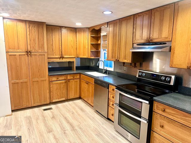 1166 & 1148 S Walker's Mill Road, Griffin, GA 30224