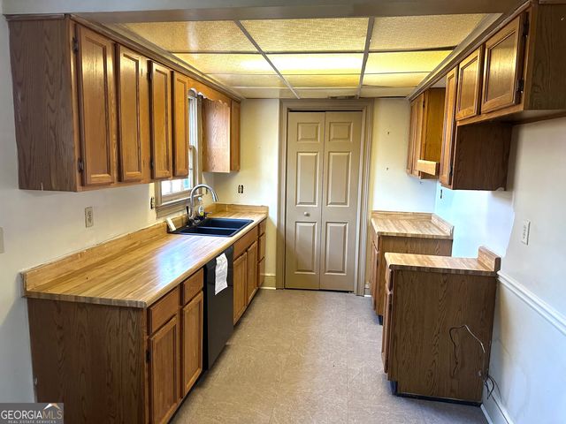 1166 & 1148 S Walker's Mill Road, Griffin, GA 30224