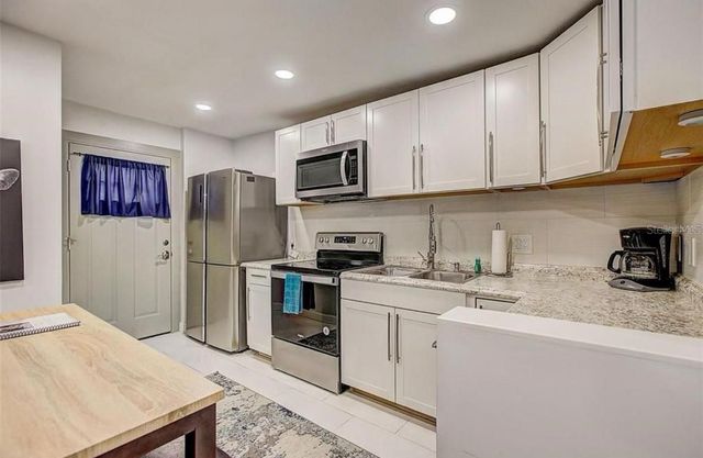 2606 1ST AVENUE S, St Petersburg, FL 33712