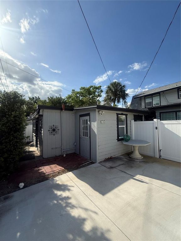 2606 1ST AVENUE S, St Petersburg, FL 33712