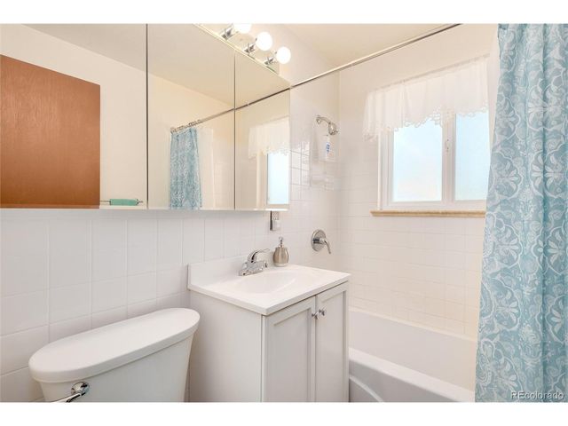 5071 W 66th Ave, Arvada, CO 80003