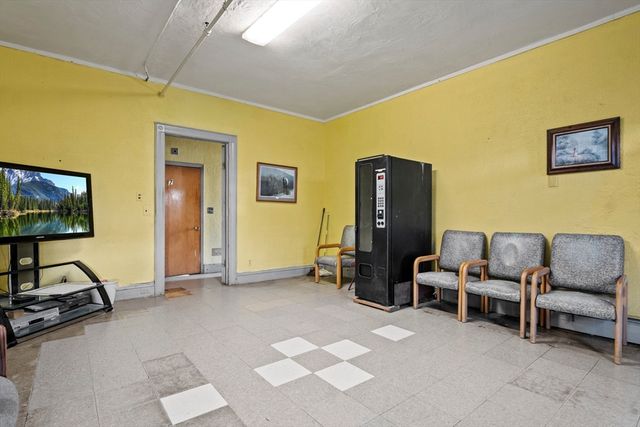 94 Princeton Boulevard, Lowell, MA 01851