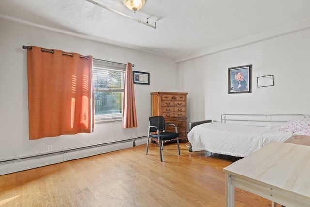 94 Princeton Boulevard, Lowell, MA 01851