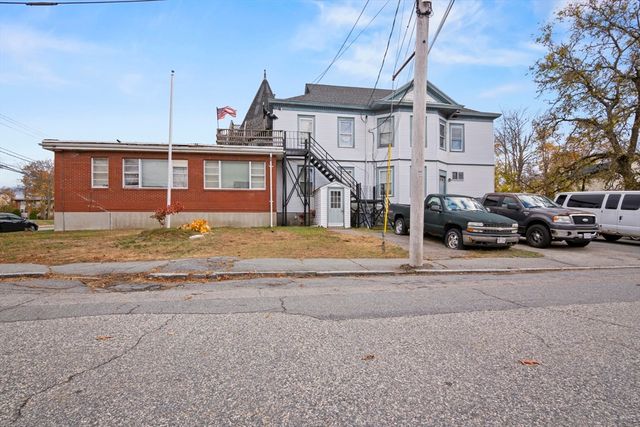 94 Princeton Boulevard, Lowell, MA 01851