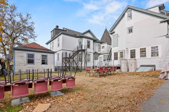 94 Princeton Boulevard, Lowell, MA 01851