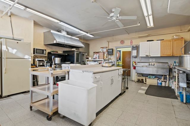 94 Princeton Boulevard, Lowell, MA 01851