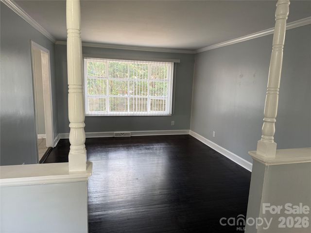 4723 Westcrest Drive, Charlotte, NC 28208