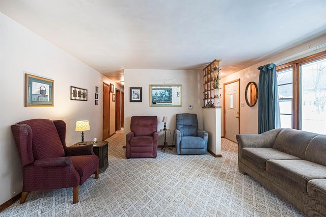 823 WALBRIDGE Road, Erie, PA 16511