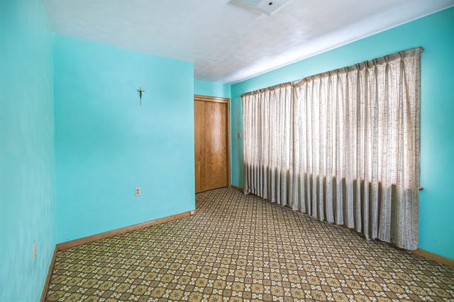 823 WALBRIDGE Road, Erie, PA 16511