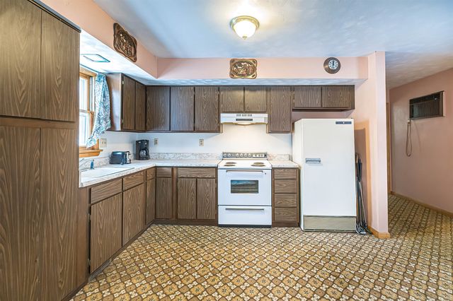 823 WALBRIDGE Road, Erie, PA 16511