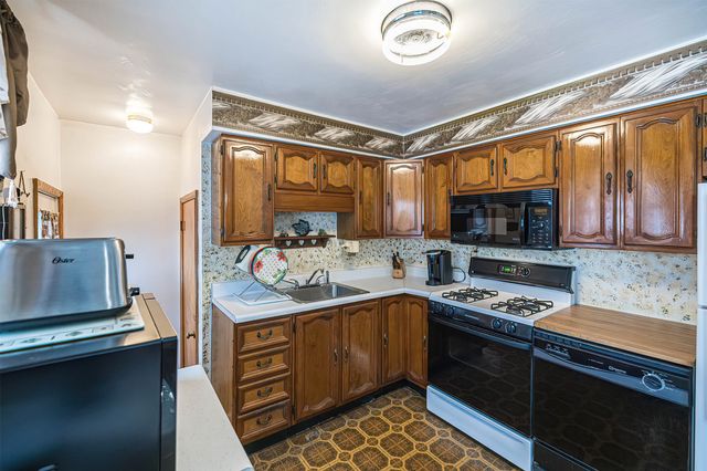 823 WALBRIDGE Road, Erie, PA 16511