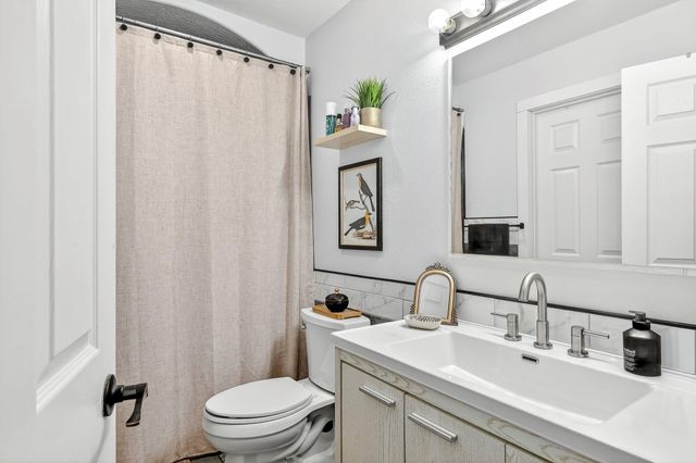 788 S Hackberry Avenue, Nixa, MO 65714