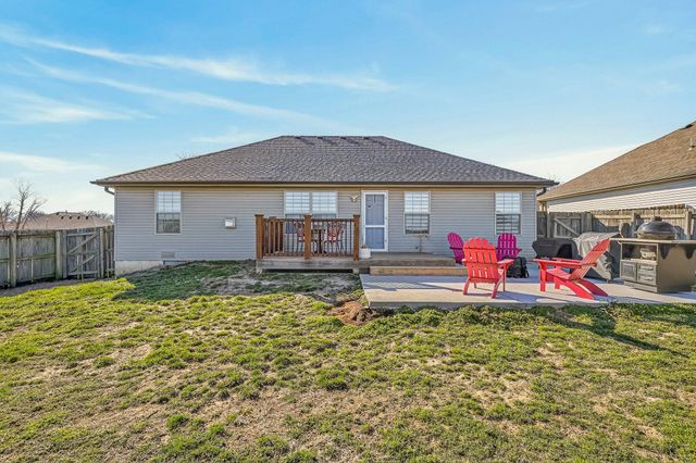 788 S Hackberry Avenue, Nixa, MO 65714