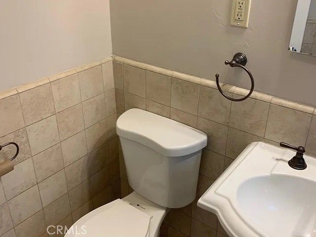 4401 E Division Street, Long Beach, CA 90803