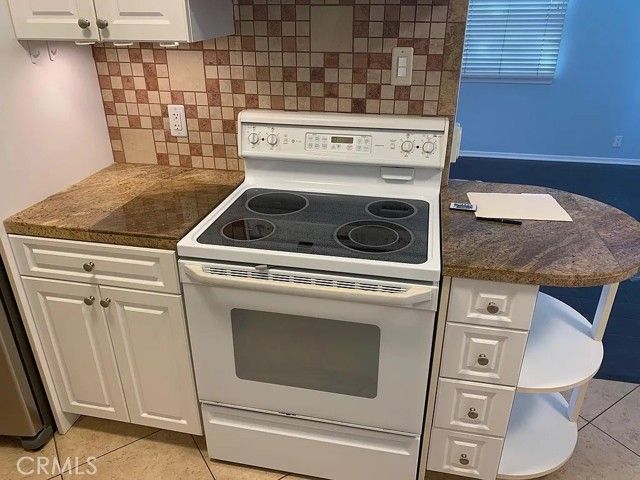 4401 E Division Street, Long Beach, CA 90803