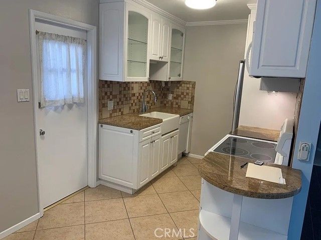 4401 E Division Street, Long Beach, CA 90803